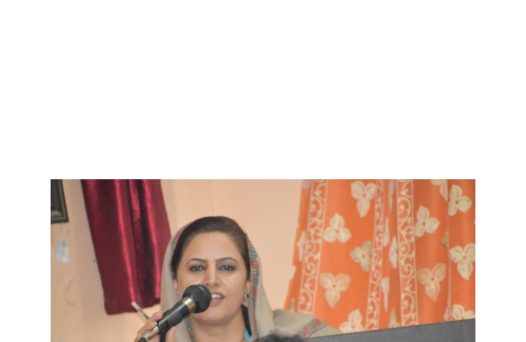 مولانا آزاد میموریل کالج جموں  میں ”اردو شاعری میں عورت کا مقام“کے موضوع پر تقریری مقابلے کا آن لائن اہتمام