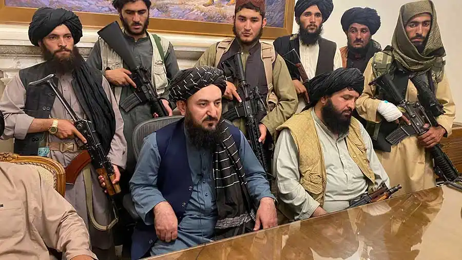 طالبان کو پیشہ ورانہ عملے کی کمی کا سامنا ، افغانستان میں تشدد اور طالبانی نظریات سے لوگ پریشان:  رپورٹ