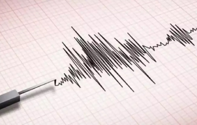 جاپان کے شہر ٹوبا میں 6.1 شدت کا زلزلہ، لوگ گھروں سے نکلے باہر