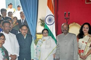 ڈاکٹر سی وی آنند بوس نے مغربی بنگال کے گورنر کے طور پرلیا حلف
