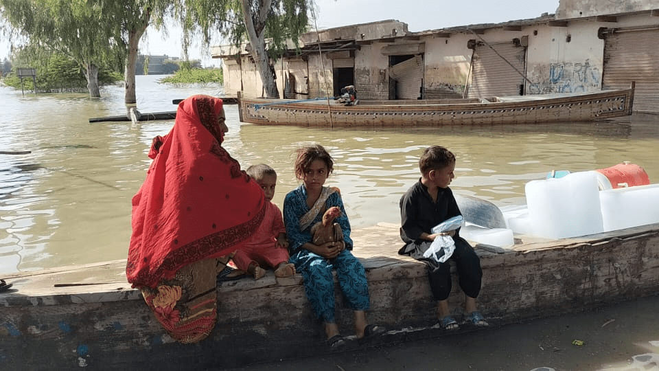 پاکستان: سیلاب، شدید غربت اور غذائی قلت سندھ حکومت کے لیے بڑا چیلنج