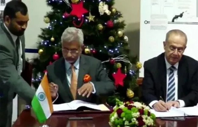 وزیر خارجہ جے شنکر نے سائپرس کے ساتھ دفاعی تعاون کے معاہدے پر دستخط کیے