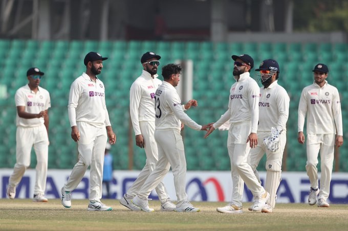 بھارت نے بنگلہ دیش کوپہلےٹیسٹ میں 188رنز سےشکست دےکرسیریز میں 1-0 کی برتری حاصل کرلی