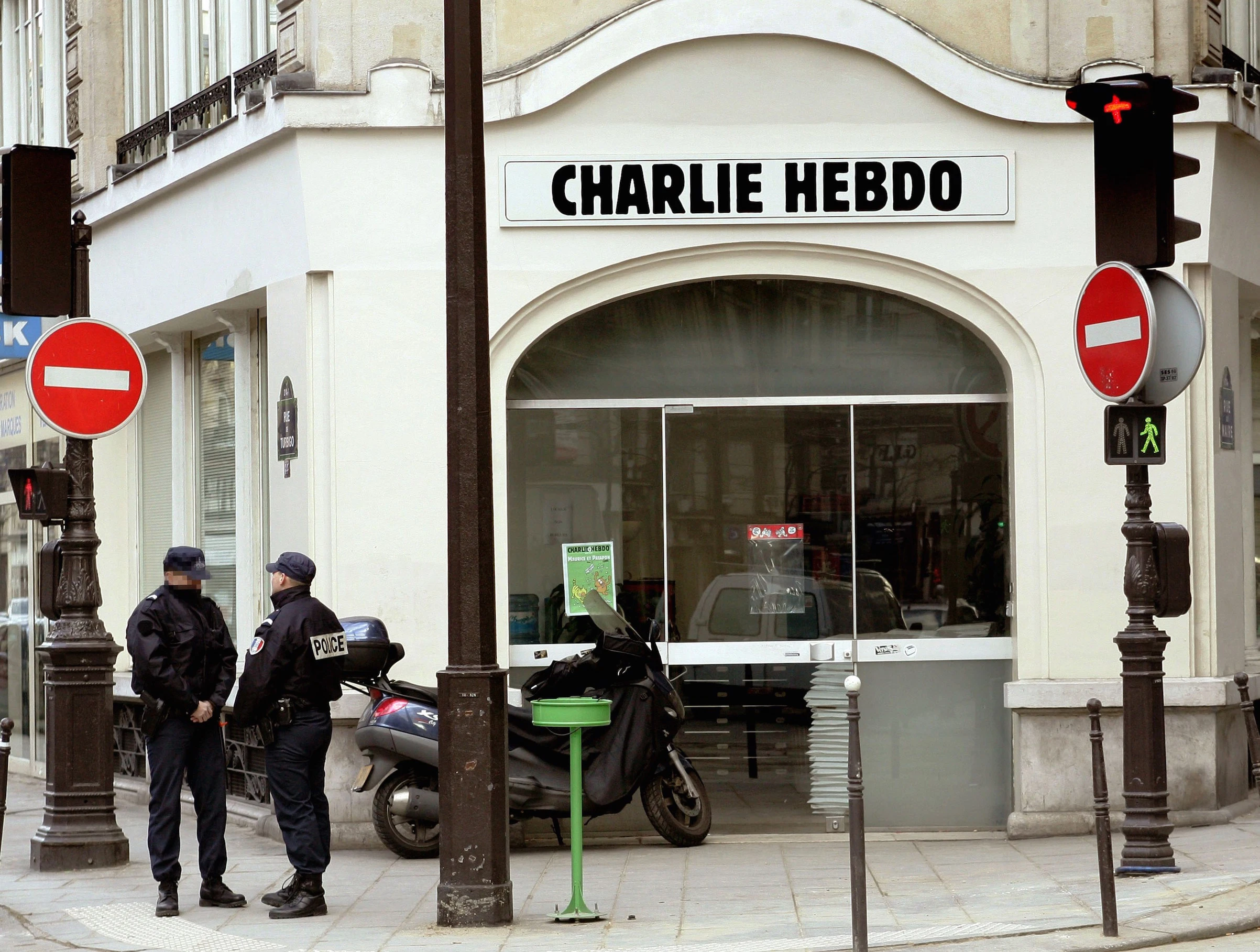 پیرس میں گستاخ میگزین’چارلی ایبدو‘ کے دفتر پرکیوں ہوا تھا حملہ؟