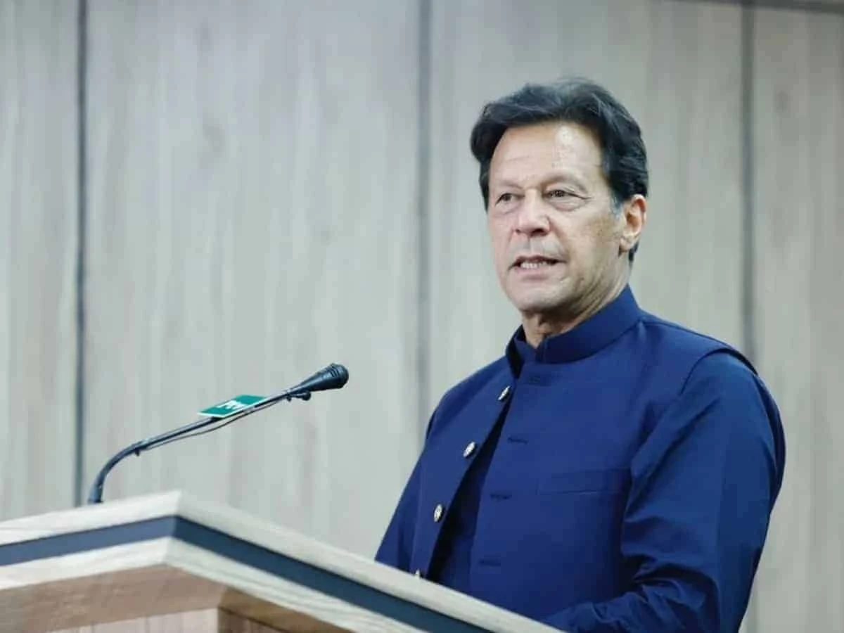 عمران خان کا پاک آرمی چیف سے شفاف انتخابات کو یقینی بنانے کا مطالبہ