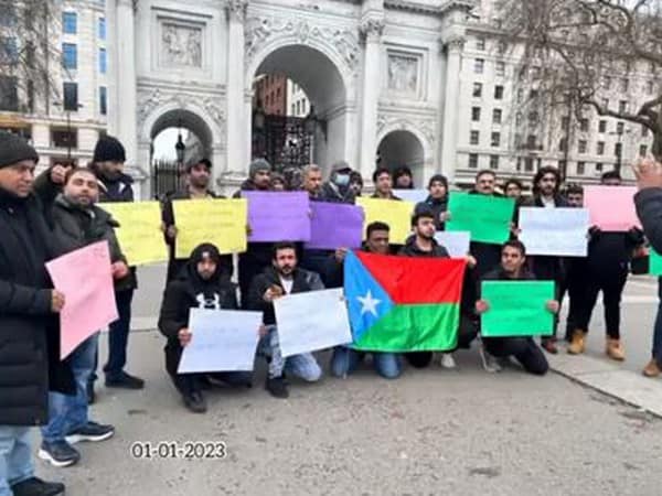گوادرمیں پاکستانی پولیس کی بربریت کے خلاف لندن میں بلوچ کارکنوں کا احتجاجی مظاہرہ