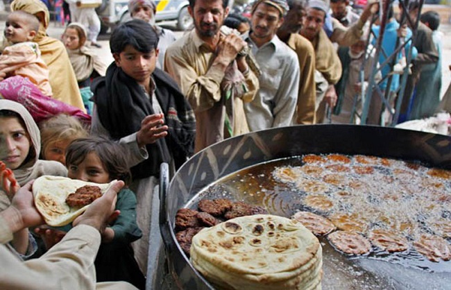 پاکستان میں روٹی کے لیے پریشان عوام،ایک کلو گندم کی قیمت جان کر ہوجائیں گے حیران