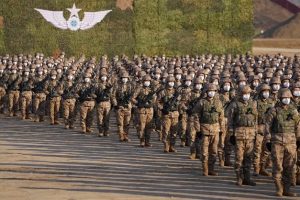 چین نے پی ایل اے میں تین لاکھ فوجیوں کی کمی کی، مزیدتخفیف 2030 تک ہوگی