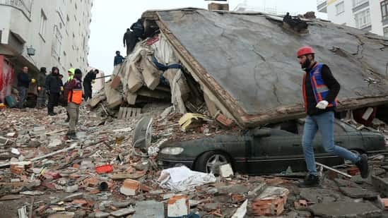 ترکیہ میں زلزلے سے ایک بار پھر زمین لرزی،شدت 5.2