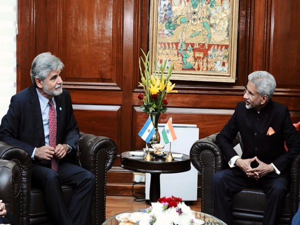 وزیر خارجہ ایس جے شنکر کی ارجنٹائن کے وزیر ٹیکنالوجی سے ملاقات