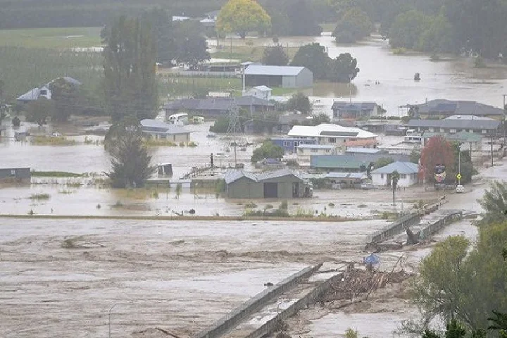 نیوزی لینڈ میں طوفان کے بعد اب کیا بن گیا نیا مسئلہ؟