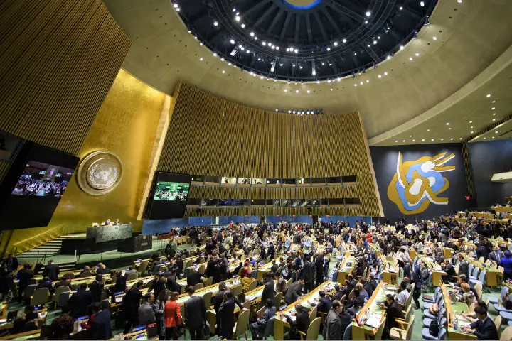 چین نے اقوام متحدہ کی جنرل اسمبلی میں کہا:یوکرین کو ہتھیار بھیجنے سے امن نہیں آئے گا