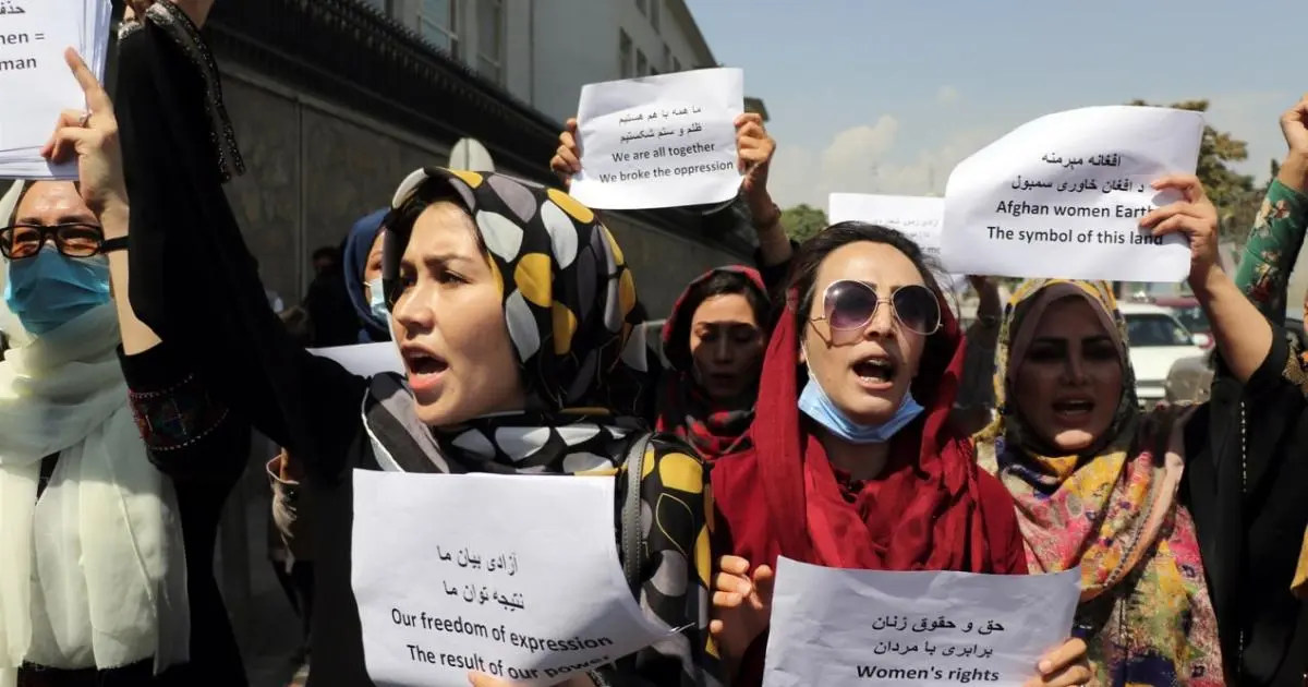  افغانستان میں خواتین کے حقوق کی خلاف ورزی کا سلسلہ بدستور جاری:رپورٹ