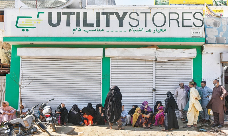 پاکستان میں اشیائے خوردونوش کی آسمان چھوتی قیمتوں سےعوام بےحال