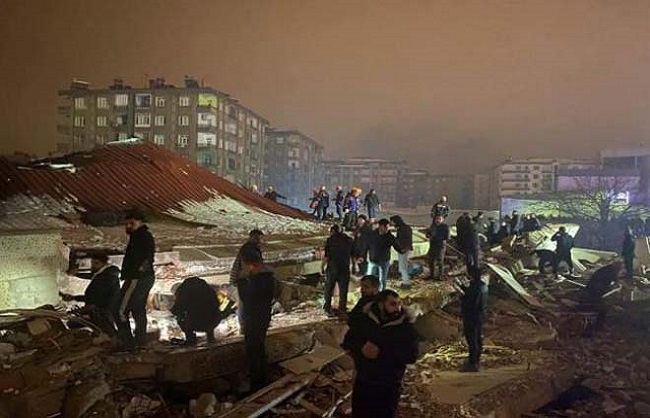 ترکیہ، شام، لبنان، مصر میں 6.4 شدت کے زلزلے کے جھٹکے