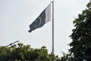 پاکستان میں رمضان آرڈیننس کی خلاف ورزی پر ہندو دکانداروں پر کیوں ہورہا ہے حملہ؟