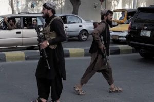 حکومت سے اختلاف کرنے والوں قتل کی دھمکی،طالبان کمانڈر کے بیان میں عوام میں غم وغصہ