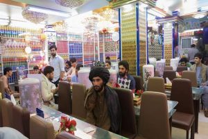 طالبان نے ہرات میں باغات والے ریستورانوں میں خواتین کے داخلے پر کیوں لگائی پابندی؟