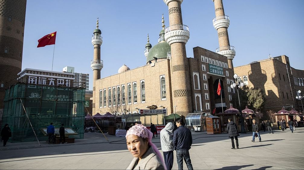 چین نے عید الفطر کی چھٹیوں میں اویغوروں کے مساجد میں نماز ادا کرنے پر لگائی پابندی