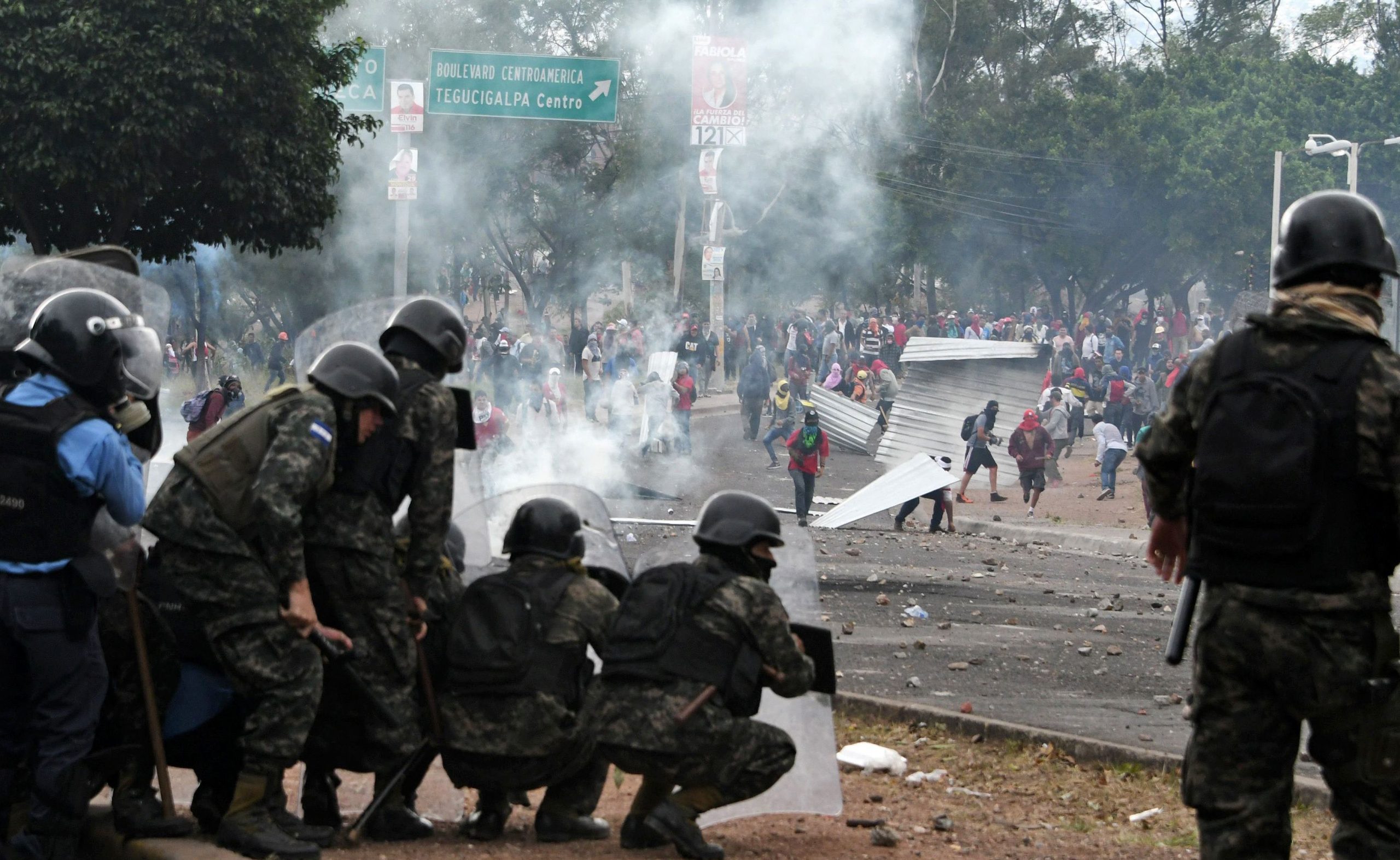 وسطی امریکی ملک ہونڈوراس میں زبردست تشدد، دو شہروں میں کرفیو