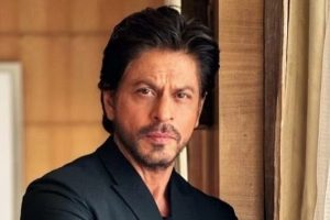 شاہ رخ خان  نے کیا بالی ووڈ میں 31 سال مکمل، ٹوئٹر پر مداحوں  نے کیا اس انداز میں منایا جشن