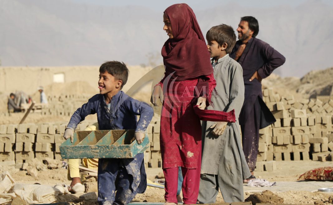 افغانستان بچوں کے حقوق کے لیے دنیا کے بدترین ممالک میں شامل