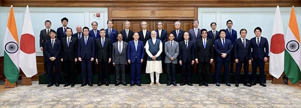 ہندوستان کے ساتھ اقتصادی تعلقات کو مزید آگے بڑھانا چاہتے ہیں: سابق جاپانی وزیراعظم