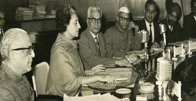 ہندوستانی بینکنگ کی تاریخ کے لیے کیوں ہے یہ بڑا دن؟