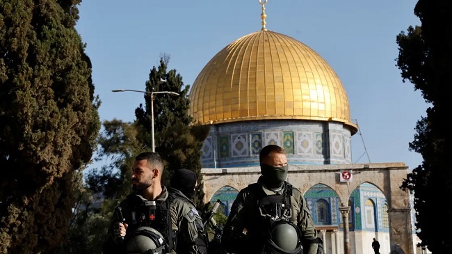 القدس میں بسنے والے فلسطینیوں کو شہر بدری کی ظالمانہ اسرائیلی سزاؤں کا سامنا