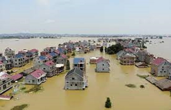 چین میں سیلاب نے مچائی تباہی ،ہزاروں بے گھر ، لاکھوں متاثر