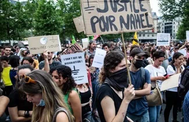 فرانس میں تشدد کے درمیان 17سالہ ناہیل کو کیا گیا سپرد خاک، احتجاج جاری